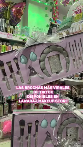¡Las brochas más virales de TikTok ya estan en Lawaraj MakeUp Store💄 ✨Ultra GLAM, Lujosas y Completas✨ ⭐️Limited Dimond Collection- 17 piezas Incluyen brochas para rostro, ojos, cejas y labios✨Diseño brillante + porta brocha de lujo. 💕Compuesto por Brochas suaves y profesionales para Que Tus Maquillajes sean Espectaculares❤️‍🔥 ✨Dale el Toque GLAM a Tu Tocador con este Set Bellísimo✨ ⭐️Edición limitada 💓 💓Estamos Centro necochea 251 local 24 S. S. de Jujuy. Cualquier consulta te podes acercar a Nuestro Store de Lunes a Sabados: 9 a 13 y de 17 a 21.  📲3884640410 #maquillaje #sansalvadordejujuy #paratiiiiiiiiiiiiiiiiiiiiiiiiiiiiiii #fyp #comunidad #lawarajmakeup #viraltiktokvideo #emprendedor #beauty #you #tendenciatiktok #brochasdemaquillaje #brochasviralesdetiktok #jujuy 