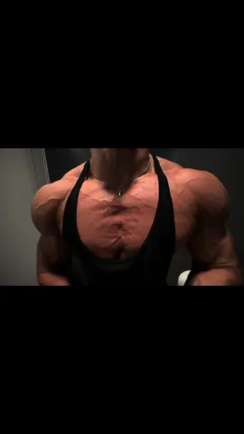 Veiny aesthetic  #biceps #veins #gymmotivation #GymTok #lean #fit #musclebuilding 