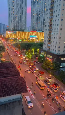 Mỗi người đều có nhịp sống riêng, không cần phải vội vàng… #hanoi #nhacchill #fyp #langthanghanoi #trending 
