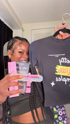 Full rundown of marlynnaeglow 🤭 #marlynnaeglow #acnejourney #pimplepatch #extractions #lipcombo #tweezers #blackownedbusiness #fyp #explore #viral #brandlaunch 