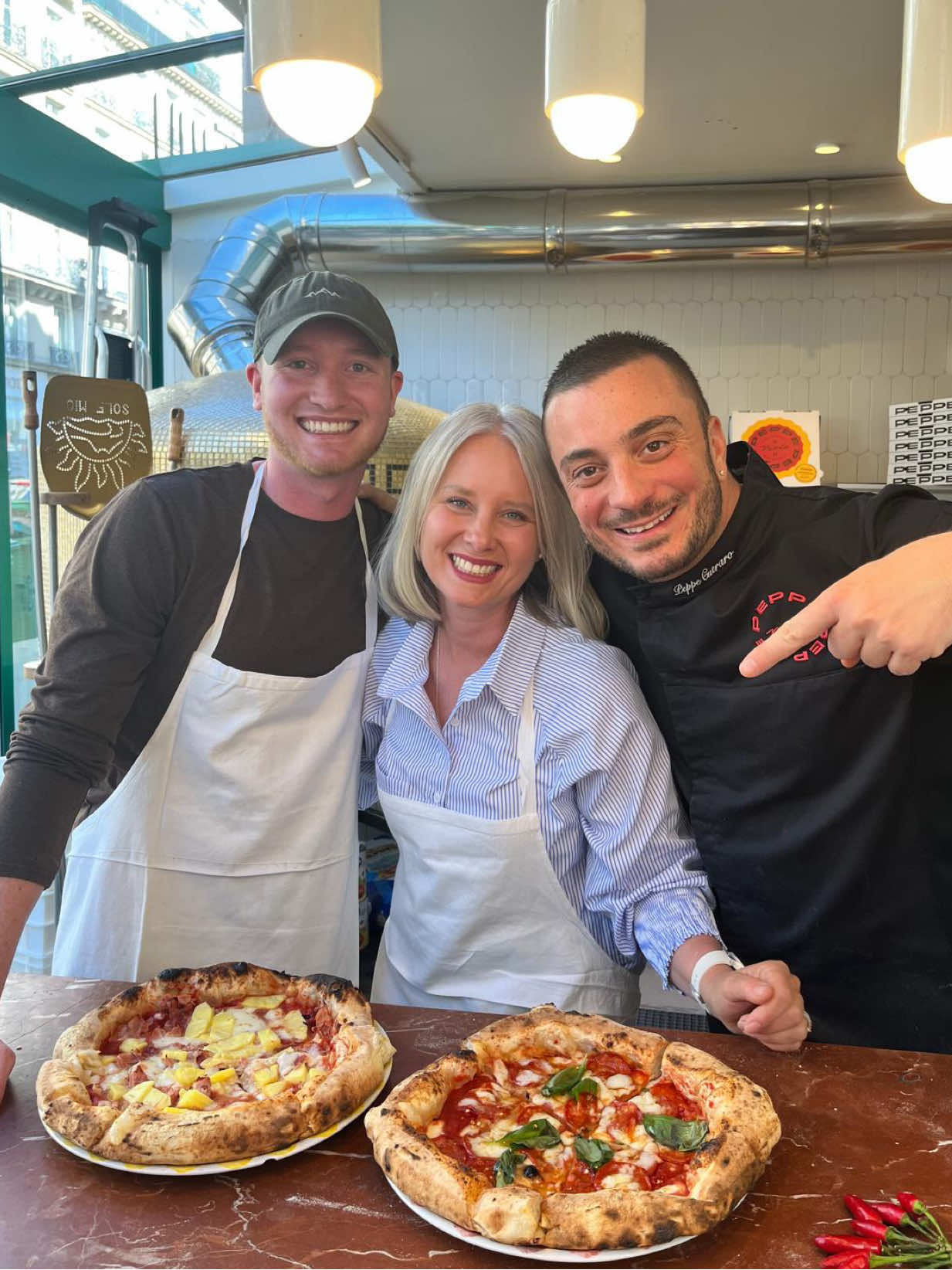 🍍🍕 We put pineapple on a pizza… and @PeppePizza nearly lost it! But there was no way we were leaving without defending our American classic 🇺🇸 👉 Our version? The Hawaiian pizza: pineapple + ham, no shame 😎 👉 Peppe’s take? A twisted Neapolitan: pepperoni, fior di latte, and a spicy honey drizzle to fire it up 🔥 Two styles, one kitchen full of laughs… and one seriously hot oven.  🇺🇸 vs 🇮🇹, sweet vs spicy, but always with amore! 👀 So… which one are you biting into first? ⸻ 🍍🍕 On a mis de l’ananas sur une pizza… & @peppeofficiel a failli faire une crise ! Mais pas question de repartir sans défendre notre classique américain 🇺🇸 👉 Notre version ? La pizza hawaïenne : ananas + jambon, zéro honte 😎 👉 Celle de Peppe ? Une napolitaine twistée : pepperoni, fior di latte, et du miel pimenté pour relever tout ça 🔥 2 visions qui s’affrontent, des fous rires en cuisine… & un four qui chauffe bien.  🇺🇸 vs 🇮🇹, sucrée vs épicée, mais toujours avec amore ! 👀 Alors, vous croquez laquelle en premier ? #pineappleonpizza #pizzachallenge #eatitlikepeppe #pizzanapoletana #pizzalover #parisrestaurant #pizzainparis #joshandmomma #joshsmom 