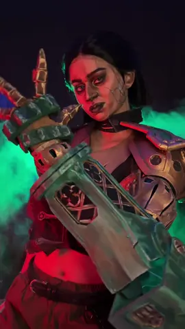 my cat is a paid actress 😼 thank yiu for all the love on the previous vid hehe 🫶🏽 #arcaneleagueoflegends #sevikaarcane #arcanesevika #sevikacosplay #arcanecosplay #sevika 