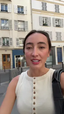 Cultural adjustments aren’t always easy as an american living in France #americaninparis #cultureshock #frenchculture #americanabroad #americaninfrance 