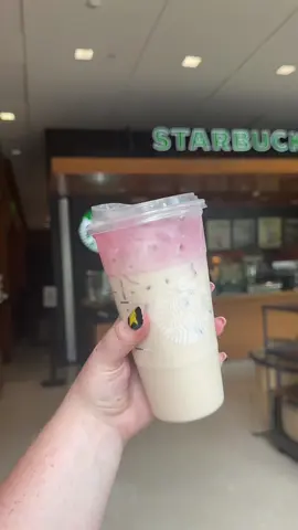 @OLIPOP dirty soda at Starbucks!! #olipopatstarbucks #guttok #olipoparmy @Kale 