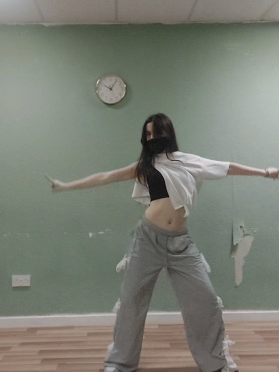 The One-main by Mary J Blige (original choreo by me) posting this while I'm feeling confident but I'm gonna try post more dance content cus I honestly dgaf what ppl think anymore tbh 😈 #hiphop #dancer #09 #choreography #kpop 