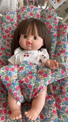 The best dolls and accessories! BPA free !  #minikanedoll #minikaneclothes #minikanedolls #kongessløjd #kongesslojd #foryou #fyp #dolls #trending 
