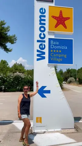 Kurz und knapp: Vorstellung Campingplatz Baia Domizia Camping Village 🇮🇹 Der Campingplatz ist sehr schön gelegen. Die Lage ist ruhig, hier ist nicht viel, aber in der weiteren Umgebung gibt es viel zu besichtigen und zu entdecken 😊 Der Campingplatz bietet ebenfalls Touren an. Wir waren in der Vorsaison hier. In der Woche ist es ruhig, am Wochenende war es voll. Der Supermarkt hat eine gute Auswahl und ist nicht zu teuer. Das Restaurant hat gute Preise, wir waren allerdings nicht dort 🍕 Das Waschen finden wir recht teuer. Eine Waschladung kostet 8 €, Trockner 6 €. Wir hatten eine große Parzelle mit Strom und Wasser. Sanitäranlagen waren gut…., allerdings am Wochenende…. voll…. Die Anlage ist sehr gepflegt und schön. Die Lage ist super. Direkter Zugang zu einem sehr schönen Strand 🏖️. Bezahlt haben wir ca. 60 € am Tag. baiadomizia.it Wir hatten eine tolle Zeit und werden wiederkommen 💚 Liebe Grüße Rosa und Ralph 👫 #reel #reelinstagram❤️ #instagram #instagramreels #campingplatz #campingplätze #italy #italy🇮🇹 #italia #italien #baiadomizia #reisen #autocaravana #vanlife #wohnmobil #wohnmobile #caravaning #caravanning #stellplätzeamwasser 