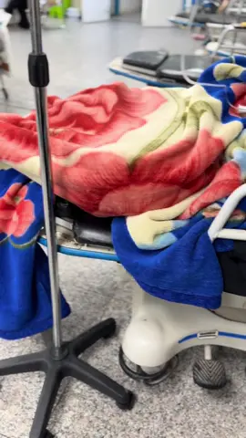 كون الوجع هل بيج بضلوعي اضمة  وفدوه العمر يندار باسمج يايمه🫩🥹💔😭.لاتنسون امي من دعائكم🤍✨#كون_الوجع_هل_بيج_بضلوعي_اضمه #امي #شعر_عن_الام #امي_جنة #اكسبلورexplore #مستشفى_الفرات_الأوسط #مستشفى_الفرات_الأوسط_الكوفة #مرضى_السرطان #كانسر #شعر #شعر_للأم💔 #تحشيش_عراقي_للضحك_اكسبلورر #النجف_الأشرف #الكوفه #السماوه_مدينتي #التصوير #تصويري_احترافي_الاجواء👌🏻🕊😴 #تصويري📷 #ترندات_تيك_توك #خالات #حالات_واتس_حزينه💔 #ستوريات  #dance #foryou #foryoupage #fyppppppppppppppppppppppp #fypage #football #foryou #fypシ゚viral #fy #foryoupage #ستوريات_حزينة #العراق_بغداد #وجع_مگتوم💔😔 #وجع #مرض #مرض_السرطان #كانسر 