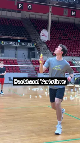 Do you need help? #badminton #badmintonindonesia #badmintonplayer #badmintontiktok #tik_tok #tiktok #fyp #foryoupage #bulutangkis #newvideo 