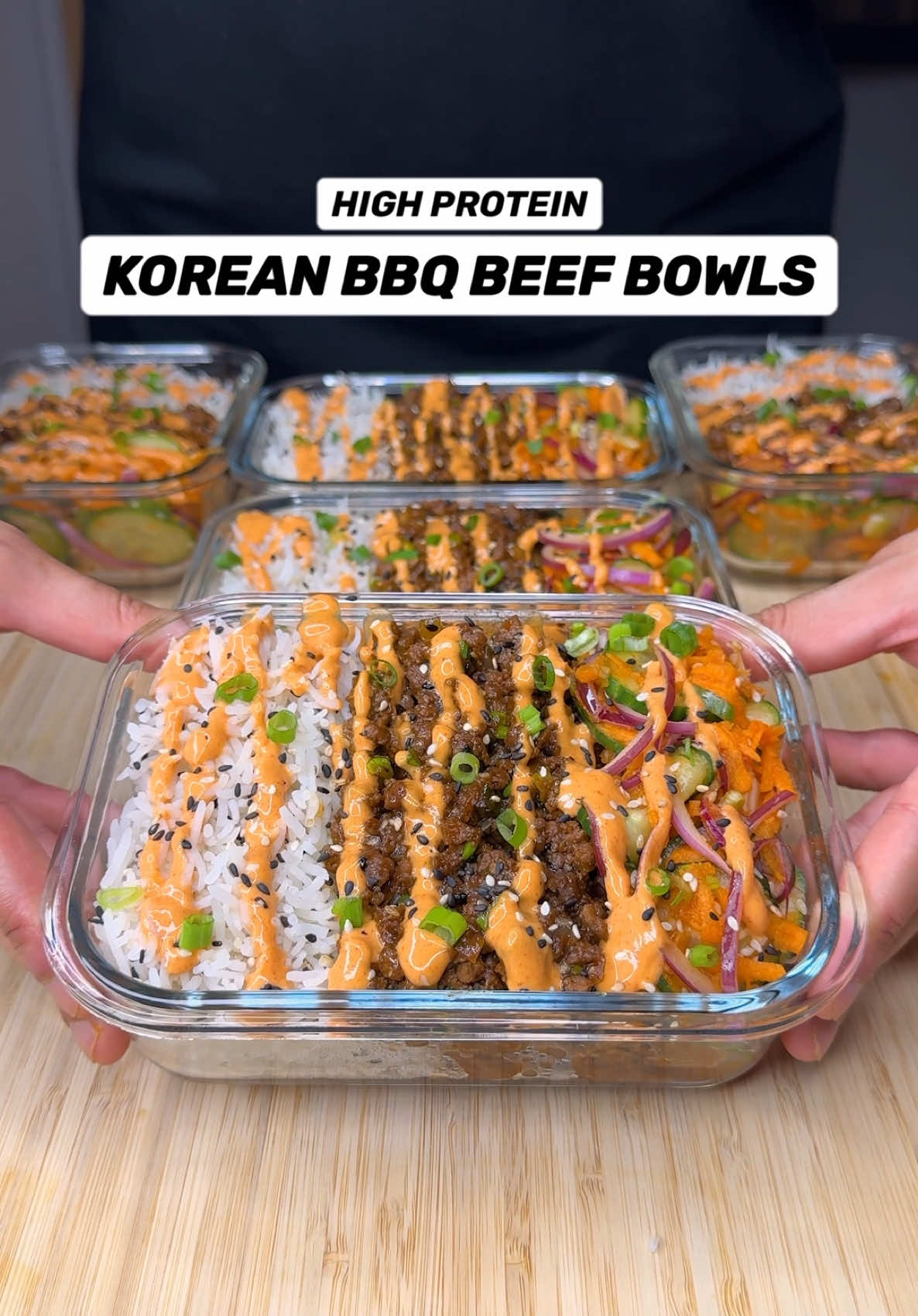 High Protein Korean BBQ Beef Bowls🥩🍚🔥 Tastes absolutely incredible for how easy this is to make, packed with 56g of protein!💪🏽🔥 Macros Per Serving (5 Total) 557 Calories | 56g Protein | 66g Carbs | 8g Fat Ingredients (Makes 5) Korean BBQ Beef - 1000g Raw 5% Minced/Ground Beef - 65g Light Soy Sauce - 20g Dark Soy Sauce - 1.5 Tbsp Garlic Paste - 1 Tbsp Ginger Paste - 60g Gochujang Paste - 30g Honey - 50g Oyster Sauce - 30g Rice Vinegar - 2 Tbsp Sesame Seeds - 20g Light Butter (for cooking) - 100g White Onion, finely chopped - 50g Green Onion, chopped • Cook onion in light butter on medium heat for five mins • put the heat on high then add ground beef, cook for 6-8 mins till fully brown • Add Korean marinade, cook for 2-3 mins on medium heat till golden and juicy Creamy Gochujang Sauce - 200g Fat Free/Low Fat Yogurt - 20g Gochujang Paste - 20g Honey - Milk/Evaporated Milk for desired consistency • Bottle the sauce up and store in the fridge. Only serve when ready to eat Sticky Rice - 250g Uncooked Jasmine or Basmati Rice - 2 Tbsp Sesame Seeds • Prepare ahead of time or use leftover cooked rice Crunchy Cucumber Salad - 400g Cucumber, thinly sliced - 300g Carrots, grated - 250g Red Onion, thinly sliced - 100g Green Onion, chopped - 25g Light Soy Sauce - 20g Rice Vinegar - 25g Sriracha - 1 Tsp Garlic Powder - 2 Tbsp Sesame Seeds • Store this in a separate container to make reheating easier. Serve cold when ready to eat Check out my Digital Cookbooks with 230+ mouthwatering recipes just like this!👨‍🍳📕 . . . . #koreanbbq #koreanbeef #koreanfood #beefbowl #gochujang #mealprep #mealprepideas #highprotein #lowcalorie #EasyRecipes #fatloss #gymfood #healthyrecipes #healthymealprep #jalalsamfit 