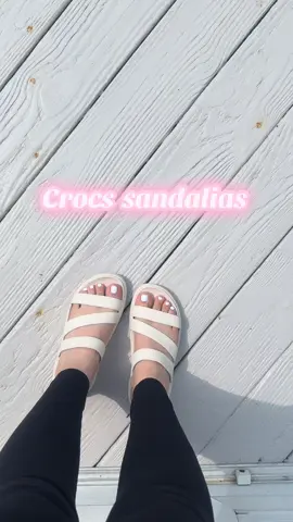 Crocs 😍 #crocs #crocssandals #sandals #Summer #TikTokShop #mujeres -#women 