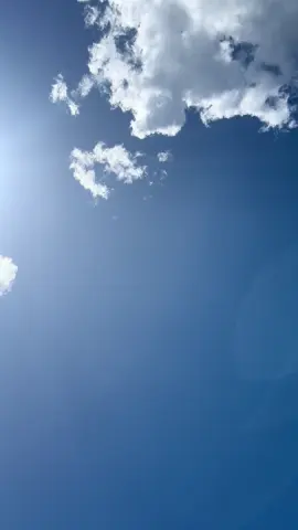 Looking up. #clouds #sky #party4u 