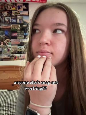 snap is tweaking again, chats will send but snaps won’t #snapchat #snap #notworking #snapsnotworking #anyoneelserelate #fyp #relatable #repost #foryou #fypviralシ  