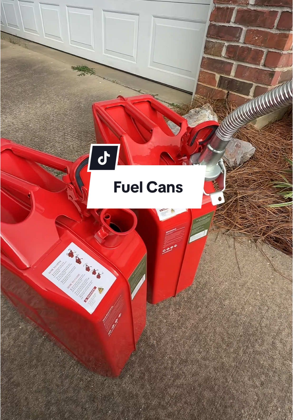 All metal fuel cans. #fuelcan #gascan #gascontainer #fueltransport #bluecollar 