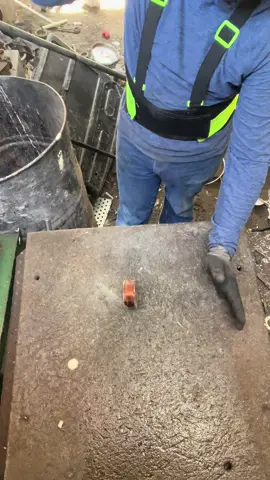 Con solo 2 marrasos ya tenía cobre en mis manos♻️#cobre #copper #fouryourpage #paratiiiiiiiiiiiiiiiiiiiiiiiiiiiiiii #chatarra #recycle #foryoupage #paratii #recycling #metales 