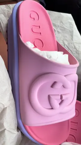 Please Baby 💖. #Gucci #GucciSlides #Designer #Fyp #fypシ #Viral #trini_tiktoks🇹🇹🇹🇹🇹🇹 #PeronalShopper #OrderNow #BigBallerBoutique #trinidad 