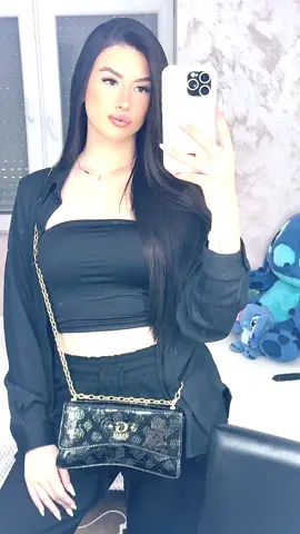 Ig: Lazareviccka 🖤 #fyp #fypシ゚ #4youpage #trendingvideo #viraltiktok #vairal #trend #foryourpage #viralvideos 