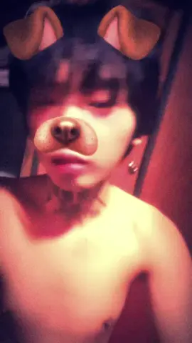 just trying out Evelyn's makeup and tattoo but I know it's bad #fup 