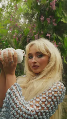 FULL CUT: on set with @Sabrina Carpenter at the Rolling Stone summer issue cover shoot #sabrinacarpenter #sabrinacarpenteredit #sabrinacarpenterfan #sabrinacarpentermusic #sabrinacarpenterhair #sabrinacarpenteredits #sabrinacarpentervideos #sabrinacarpentershortnsweet #sabrina #carpenter #manchild #sabrinacarpentermanchild #manchildsabrinacarpenter #mansbestfriend #fyp #fypシ #foryou 