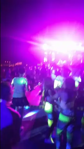 #الليل بسهره في الكباريه وبسهر واشرب اي دي وفلوسي في الهواء ارميها#الشعب_الصيني_ماله_حل😂😂 #رمضان_كريم #رمصان_كريم #fyppppp 