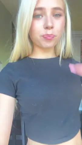 #young #cute #blonde #teen #fakebody #fyp #foryourpage