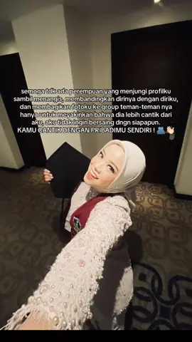 hey im sorry if u stalk me with tears in ur eyes, kita ga lagi bersaing tentang apapun, be happy girl, ur life is yours and my life is mine 💗👋🏻 #fyp 