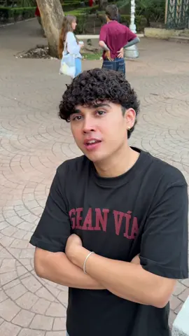 #gay #lesbiana #trans #hetero #comedia #amigos 