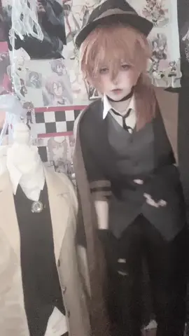 chuuya can make fun of dazai’s height now i guess??? #chuuyanakahara #dazaiosamu #chuuyacosplay #chuuyanakaharacosplay #chuuyabsd #bungoustraydogs #bsdcosplay #bungoustraydogscosplay #bsdtiktok #bsdfandom #fyp