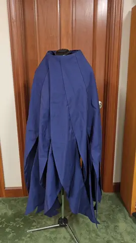 little showcase of how I made my hollow knight cloak! I'll try to record more in the future 👉👈 #fyp #cosplay #hollowknight 