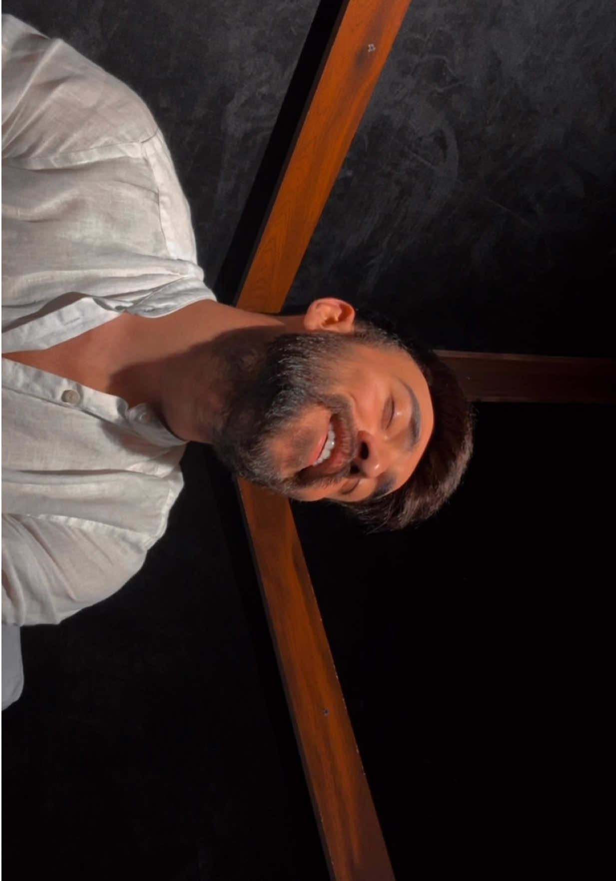 مازال صَوتُكِ في ثَنَاياْ مَسْمَعي 🫂