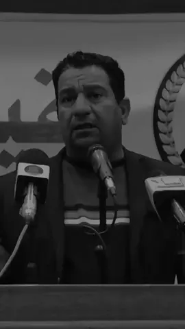 كلها تموت صفراء الموت هم بي لون عاجبني الشاعر الراحل سمير صبيح #شعراء_وذواقين_الشعر_الشعبي #سميرصبيح #شعر_عراقي #شعر_وقصائد #شعر #العراق #اكسبلور #traveltik 