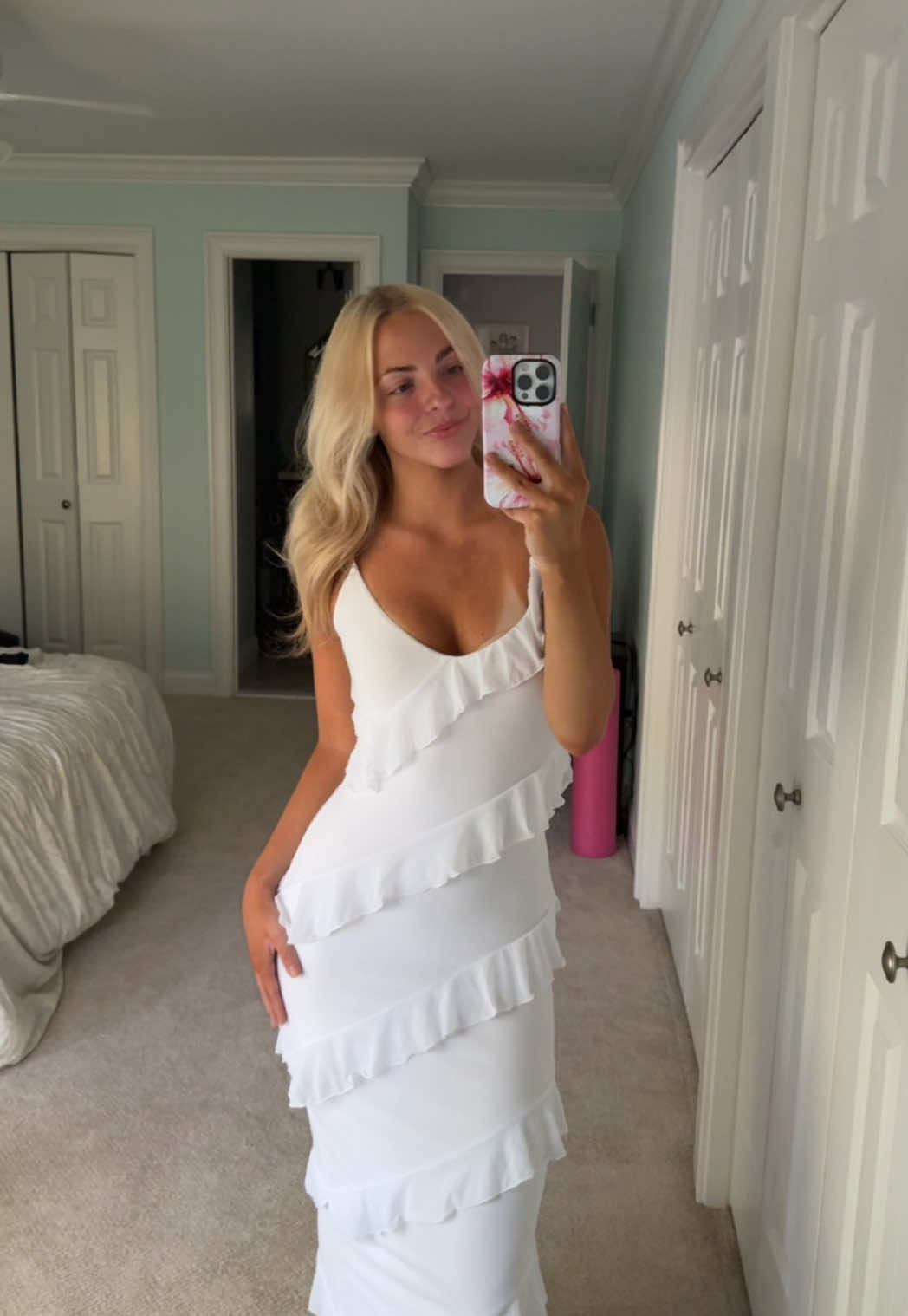 Another one but this time I remembered to link the dress lol 🙃🙃 #summerdress #whitelongdress #maxidress #whitedress #longdress #creatorsearchinsights 