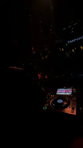 Em gái mưa - dj thái hoàng #fyp #xuhuongtiktok #viral #thinhhanhtiktok #njr #nhachaymoingay #club 