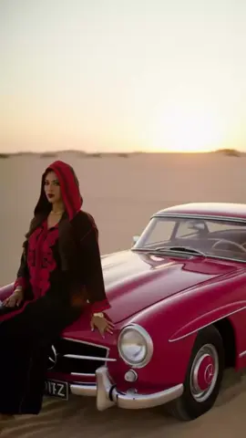 👑 المرا المغربية.. فنة و أناقة و رُقي. بقايا الجمال التقليدي و الرومانسية الحديثة ❤️ من قصرها الفخم، لسيارتها المرسيدس 190 SL حمراء كابريو، حتى الشاطئ و لحظات الحب مع راجلها ❤️ هاذ الفيديو كيعبر على جمال المرا المغربية و الهوية الأصيلة ✨ 🎥 إيلا عجبك ستيل القفطان، اللايف ستايل، والرومانسية المغربية... خلي ❤️ و بارطاجي مع الناس لي كيقدرو ثقافتنا 💯 #قفطان_مغربي #قفطان_فخم #مرا_مغربية #المغرب #ثقافة_مغربية #loveinmorocco #moroccanwoman #mercedes190sl #plage #marocain  #luxurylife #tiktokmaroc #reelsmaroc #marocainestyle #moroccangirl #maroc_vibes #femmedumaroc #kaftanstyle #traditionmarocaine
