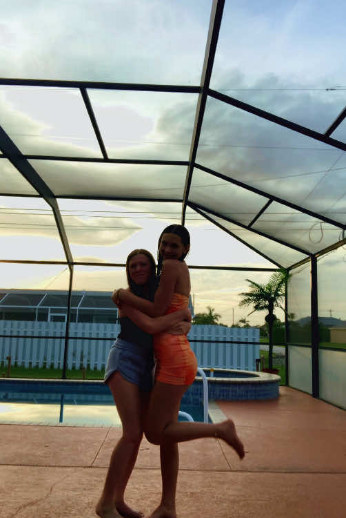 #eachother #bestfriend ❤️💋🐓#florida 