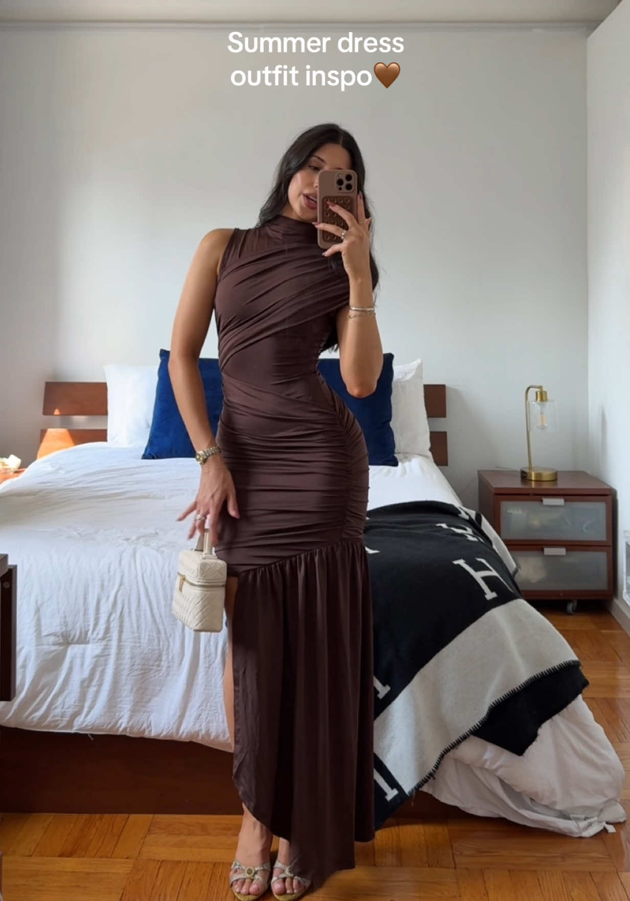 Fits like a GLOVE, so many colors. #maxidress #summerdress #dresses #browndress #brownoutfit #cutedress #outfitinspo #outfitideas #ootdinspo #vacationoutfits #cocktail #dinneroutfit #datenight #datenightoutfitideas #classy 