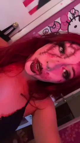 I think this might be my new favorite song.. @mad tsai  #makeup #vampire 