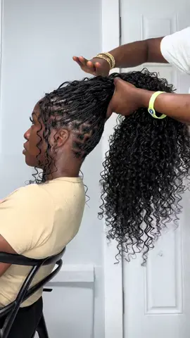 #viral #blowup #fyp #knotlessbraids #viralvideo #boho #borabora 