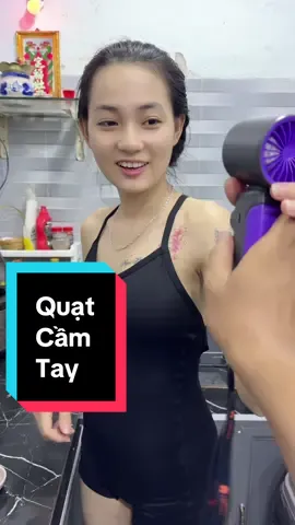 Quạt Cầm Tay Mát Mẻ 🪭