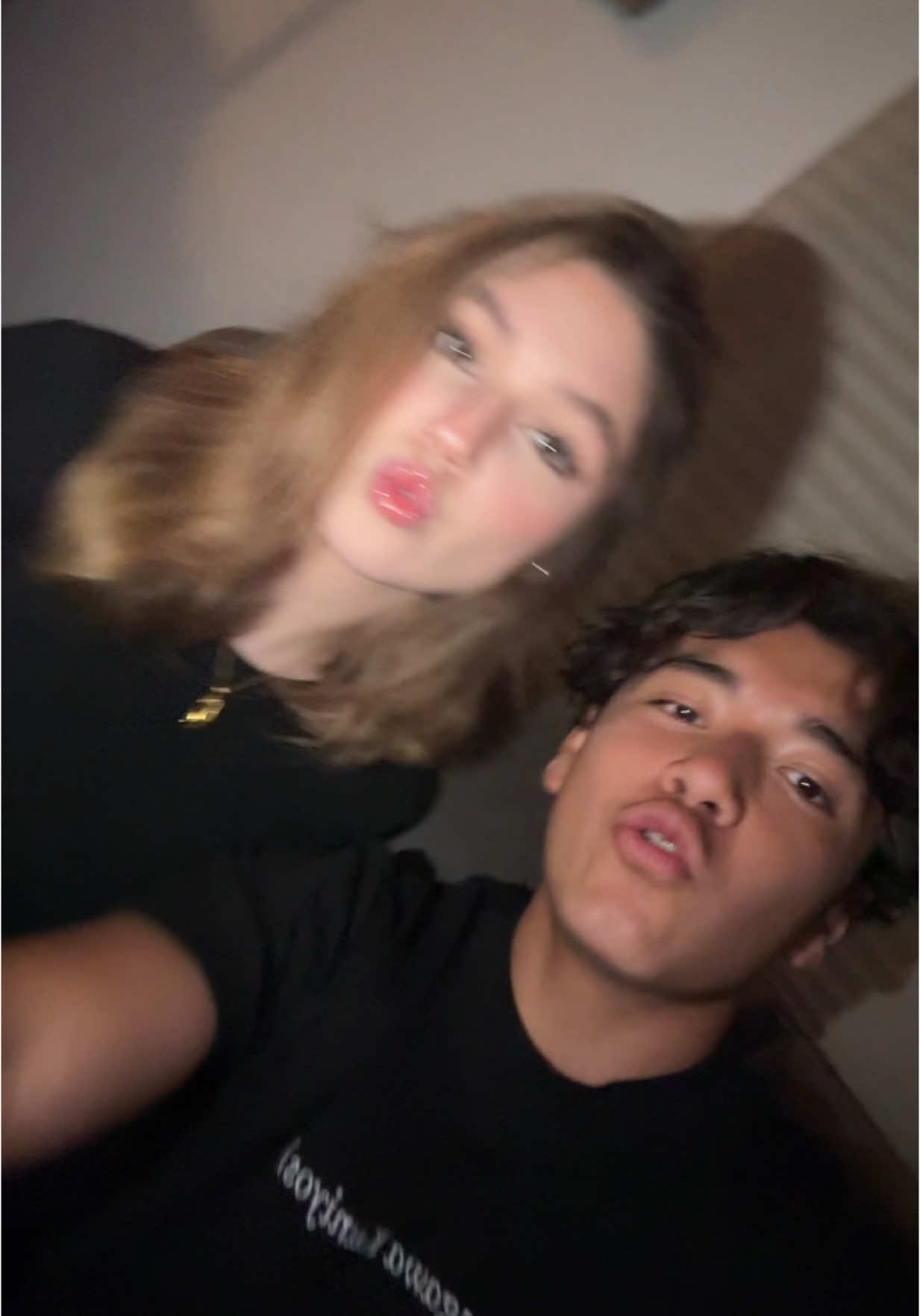 UN QUEEE? @Allisson Mía 