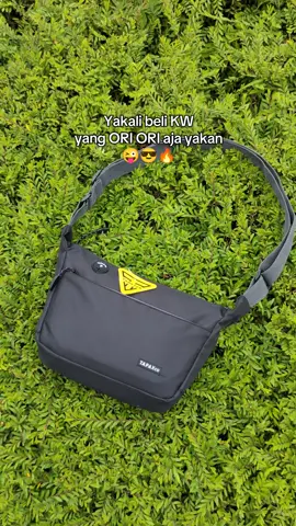 Rekomendasi tas Selempang slingbag keren harga terjangkau. #rekomendasitas #tasslempangkeren #tasslempangpria #tasslempangmurah #fyp 