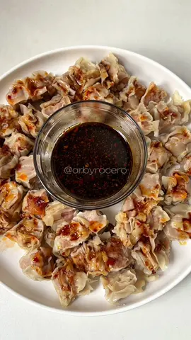 siomai #siomai #chiligarlicoil #siomaiking #snack #fyp #arbyrocero #Foodie #foodtiktok #FoodTok 