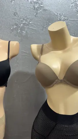 Áo copa cài trước dành cho hội chị em sở hữu v1 lớn bự bị chảy xệ