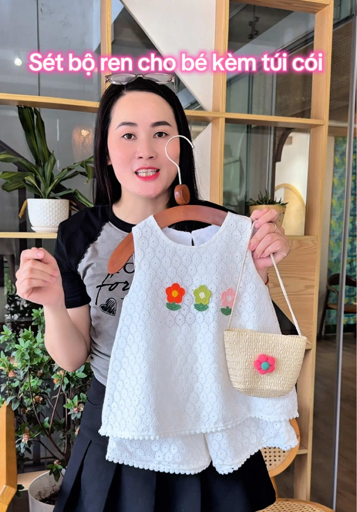Sét ren bé gái đang được kèm túi  #thoitrangtreem #TikTokShop #thoitrangbe #setbegaixinh #bobegai #bobegaidep #setbegaidep #setbobegai #thoitrangbegai #thoitrangbegai 