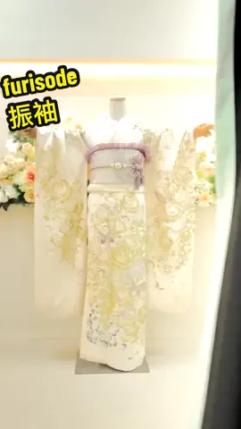 白金振袖コーディネート#kimonomiyabi #浅草着物レンタル #振袖レンタル #成人式 #振袖 