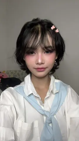 look like a idol bwahahah? respact to pallete salsa🫡