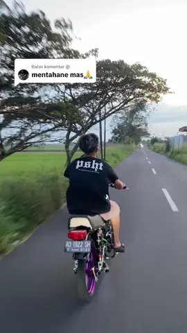 Membalas @@ monggo mas pon mateng niki onone😭🤣#spekblayer #rxkingblayer #2stroke #rxking #rxkingspekblayer #fyp #xyzbca 