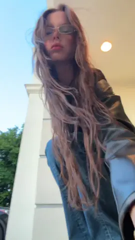 outfit check