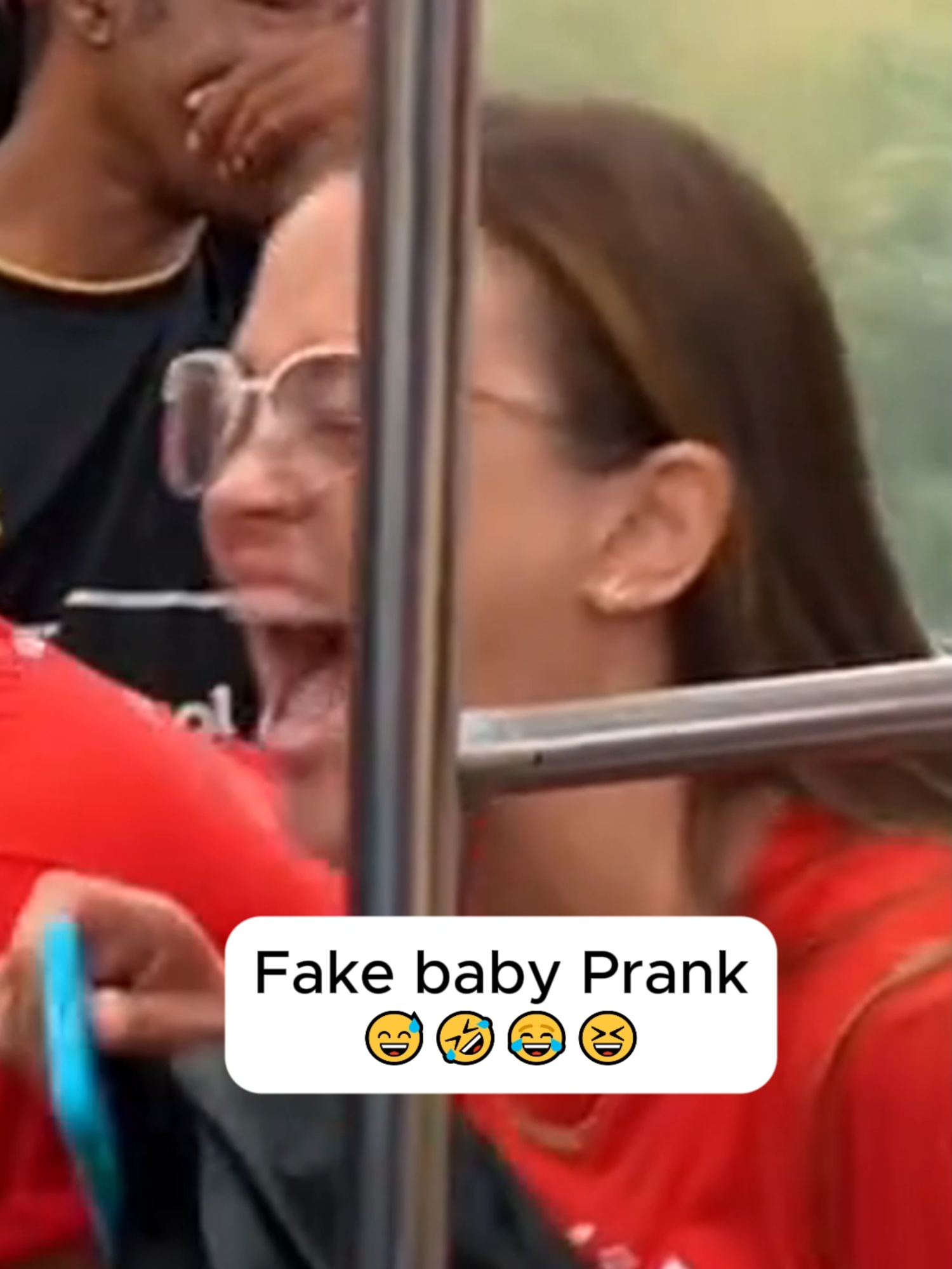 #prank #funnyy #humor #funnyvideos😂 #scareprank #scarecam #baby #jumoscare #funnyfail #train #fail #trainprank #foryou #funny