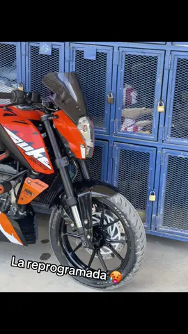 #fyp #video #duke200 #ktm #viralvideos #moto 